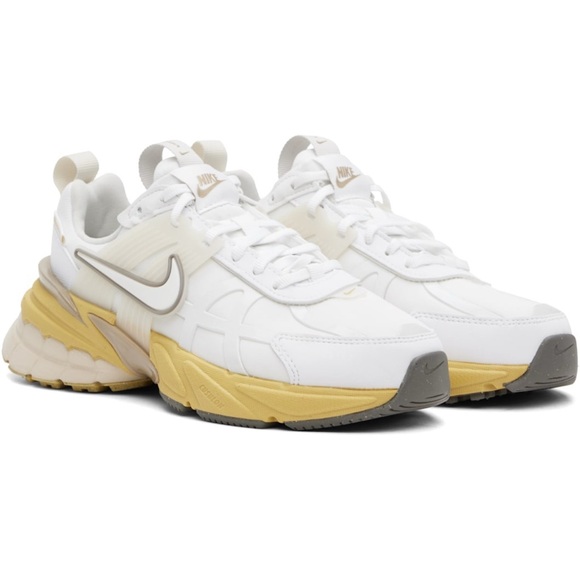 Nike Wmns V2K Run GTX Gore-Tex White Light Bone Women Casual Shoes FZ2622 - Picture 1 of 7